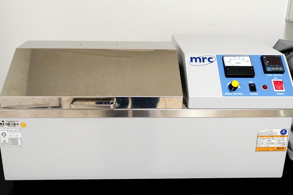 Baño de Agitación MRC