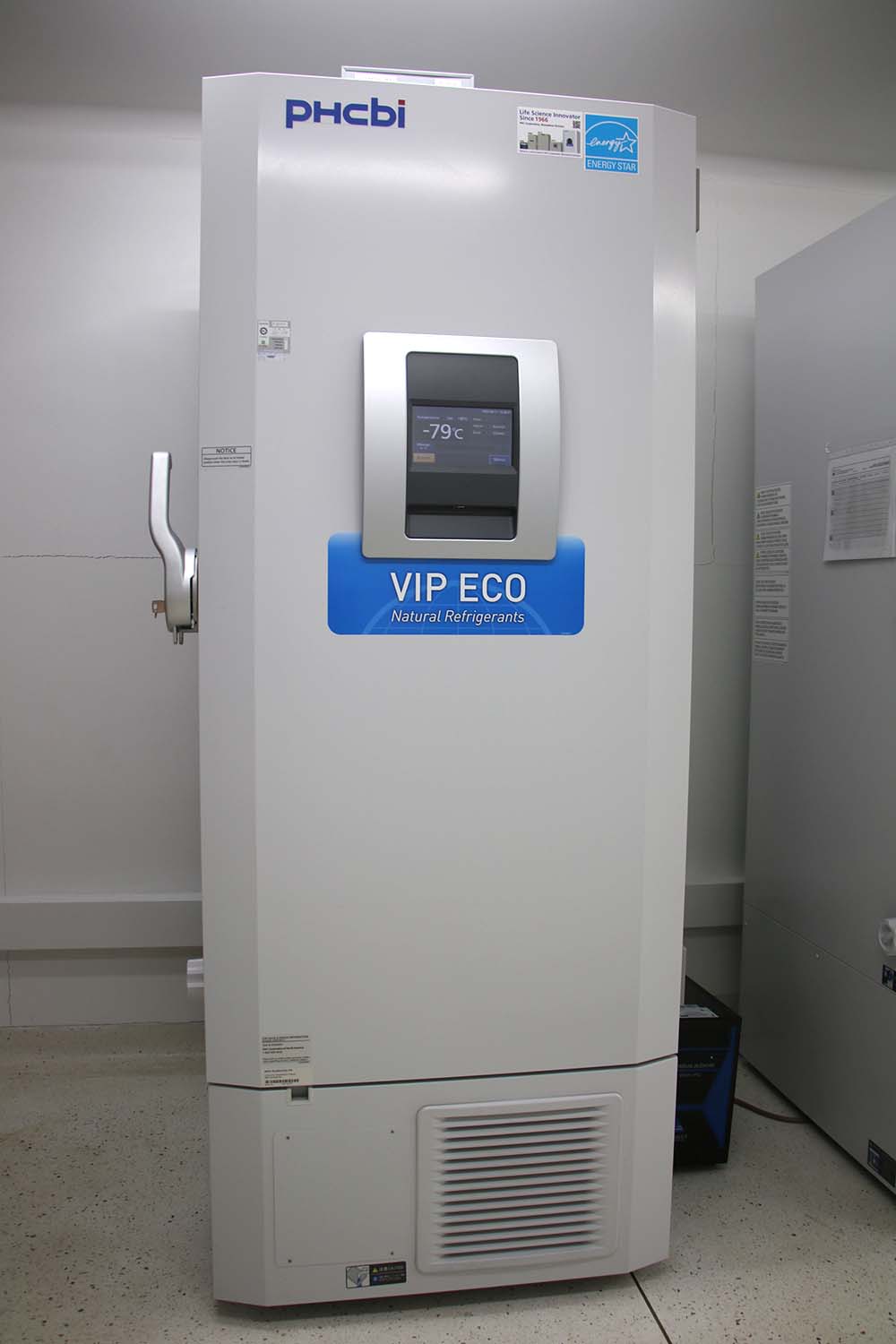 Ultracongelador vertical 86C PHCBI